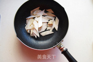 Low Oil and Healthier: Fried Pleurotus Eryngii with Laba Garlic recipe