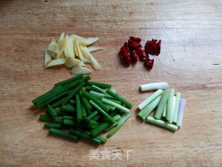 Stir-fried Duck with Ginger and Spring Onion recipe