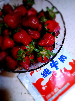 Strawberry Milkshake recipe