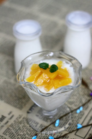 Homemade Healthy and Delicious Yogurt recipe