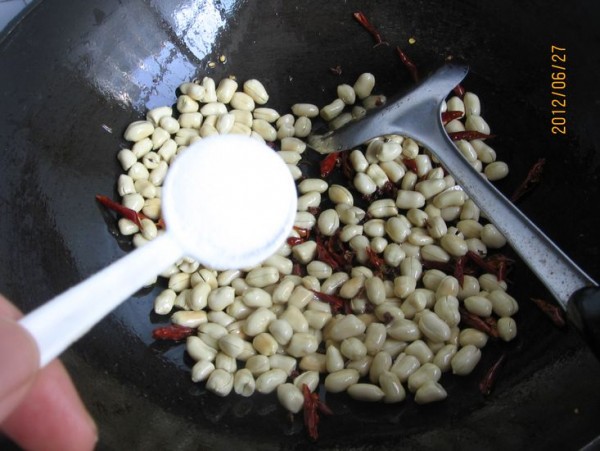Spicy Peanuts recipe