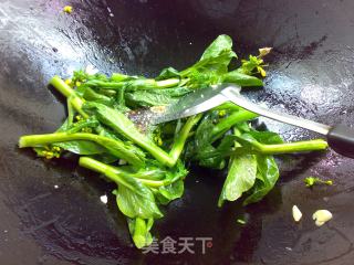 Stir-fried Choy Sum with Oyster Sauce recipe