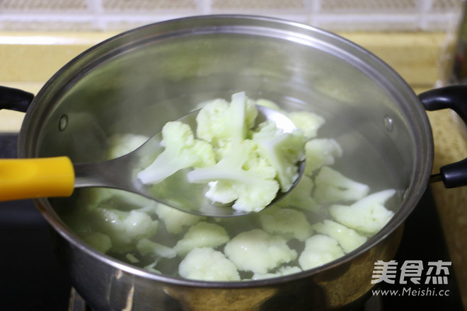 Hengda Xing'an Broccoli Stir-fried Mushroom recipe