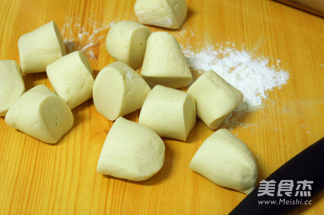 Fujian Water Fried Buns recipe