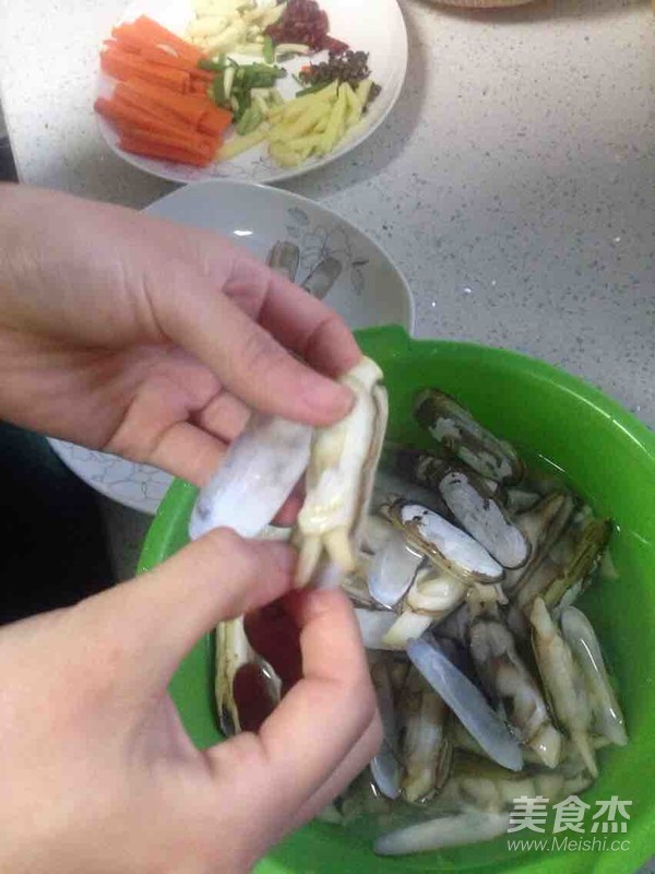 Saute Razor Clams recipe