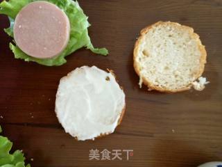 #the 4th Baking Contest Cum is Love to Eat Festival# Homemade Sausage Burger recipe