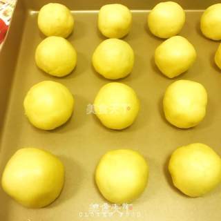 #柏翠大赛#lotus Paste Cake recipe