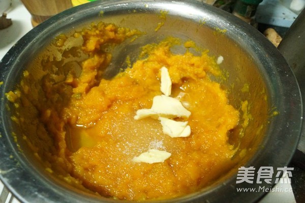 Bean Paste Pumpkin Pie recipe