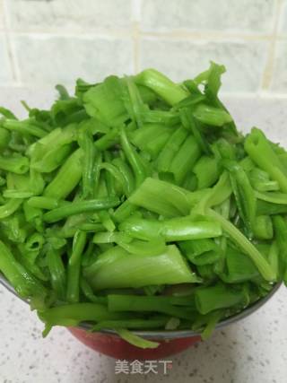Stir-fried Spinach Stalks recipe