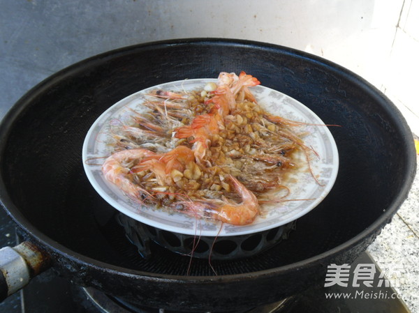 Sliced Shrimp with Garlic recipe