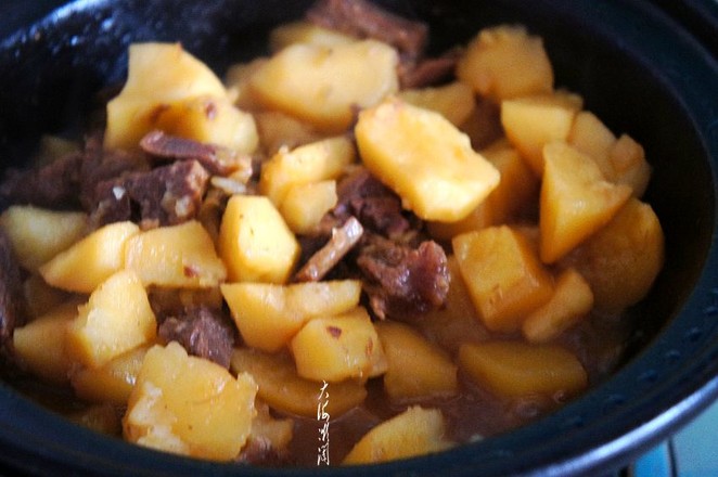 Roast Potatoes and Beef recipe