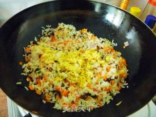 [eating Rice in A Different Way] Assorted Fried Rice with Cured Meat recipe