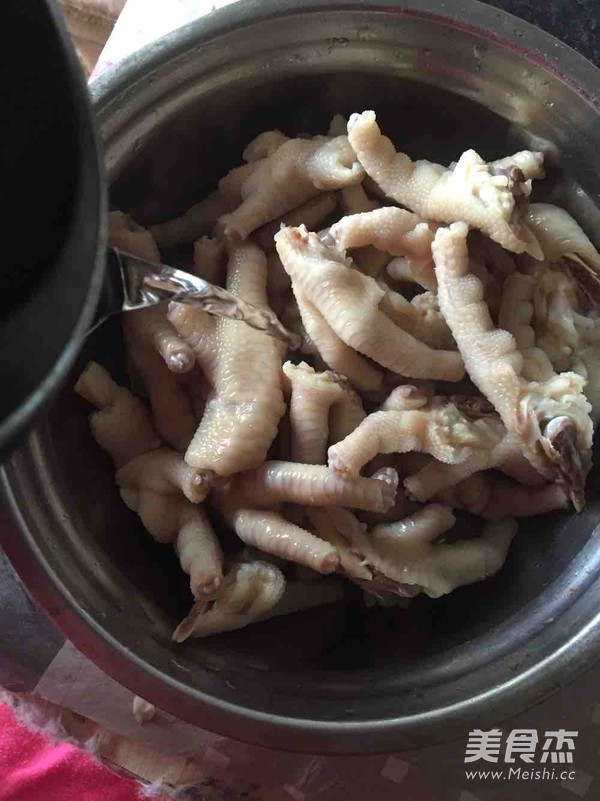 Cold Chicken Feet recipe