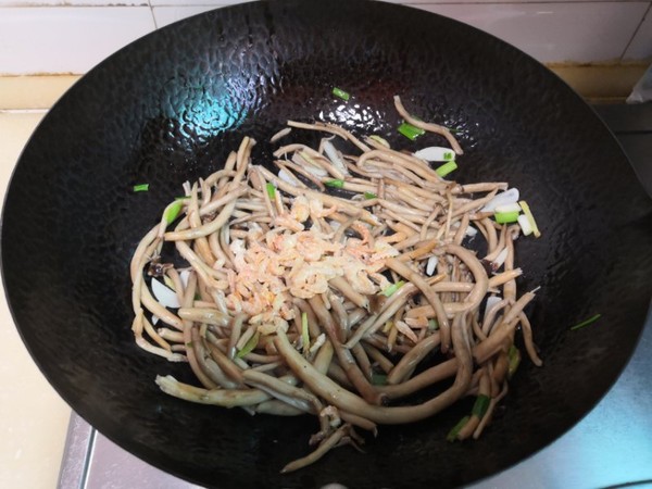 Stir-fried Chashu Mushroom and Chinese Cabbage recipe