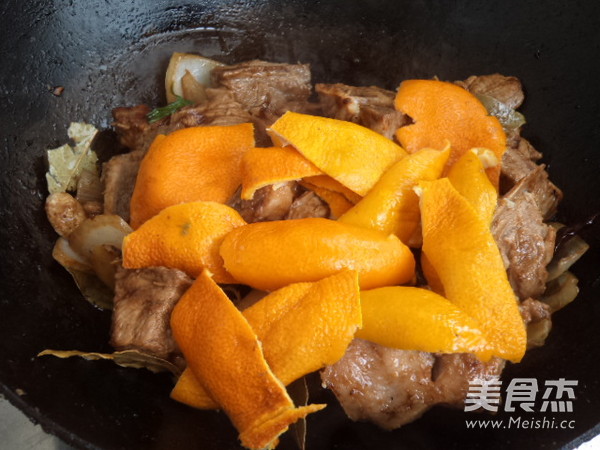 Baked Tangerine Peel Short Ribs recipe