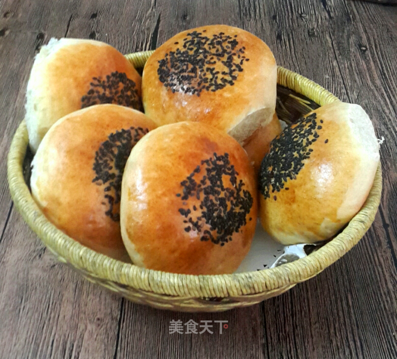 Bean Paste Meal Buns recipe
