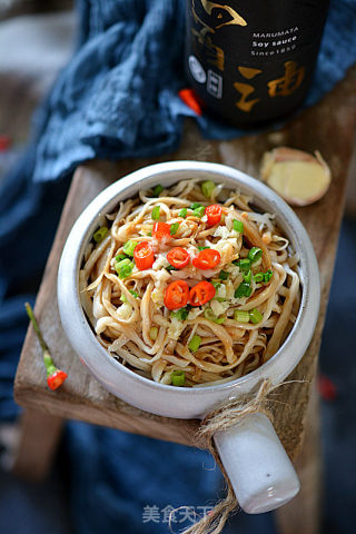 Shredded Eryngii Mushrooms in Cold Dressing recipe