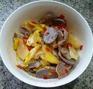 Goose Gizzards Mixed with Baby Cabbage Cores recipe