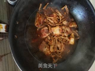 Braised Pork Ribs with Dry Vegetables recipe