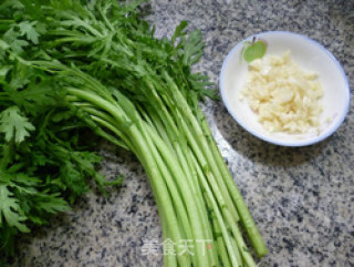Garlic Chrysanthemum recipe