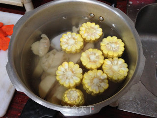 【big Bone Lotus Root Corn Soup】 recipe