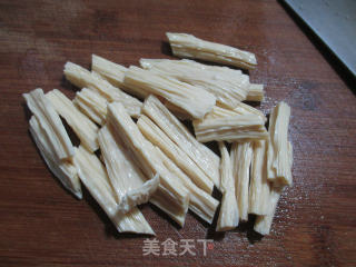 Fried Bean Sprouts with Yuba recipe
