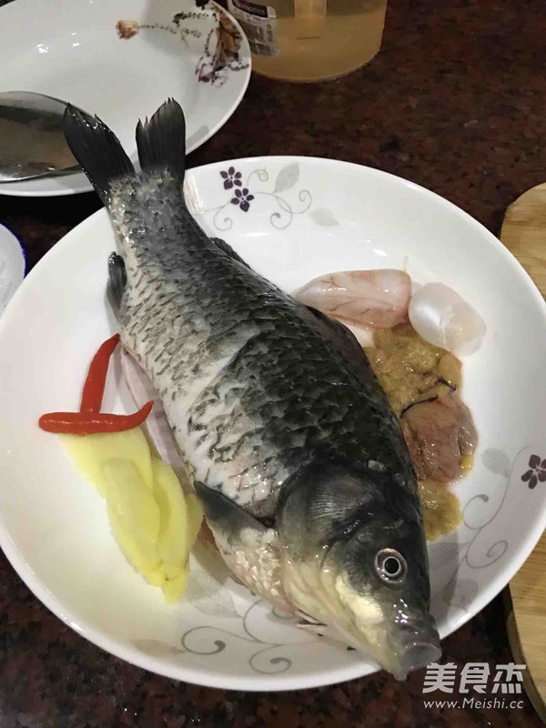 Carp Soup with Shredded Radish recipe