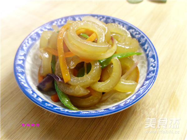 Stir-fried Braised Pork Rind with Onion recipe