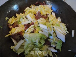 Roast Beef with Vermicelli and Cabbage recipe