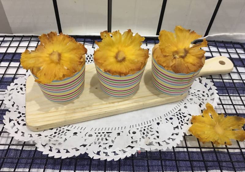#aca Fourth Session Baking Contest# Making Pornography Pregnant with Pineapple and Sunflowers recipe