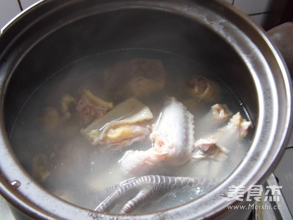 Yuan Mushroom Stewed Chicken Soup recipe