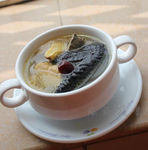 Durian Shell Black Chicken Soup recipe