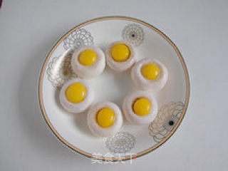 Pleasing and Delicious Delicacies—golden White Jade Pills recipe