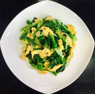 Scrambled Eggs with Lettuce Leaves recipe