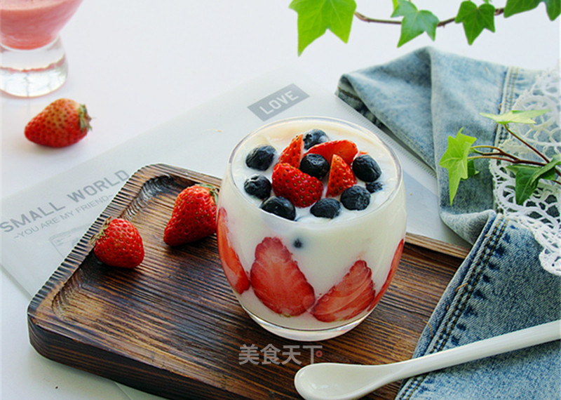 Strawberry Yogurt Drink recipe