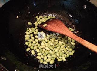 Soybeans and Rice Fragrant Dry Mixed Stir-fry recipe