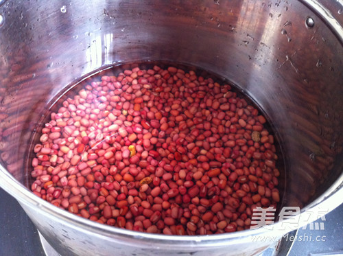 Homemade Honey Red Beans recipe