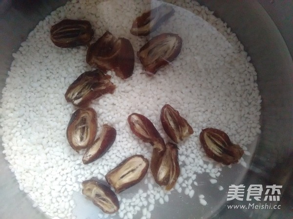 Date Palm Glutinous Rice Porridge recipe