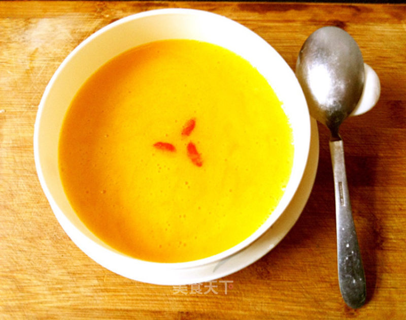 Chinese Wolfberry White Fungus and Lotus Seed Soup recipe