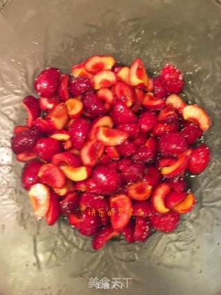 Homemade Syrup Cherries recipe