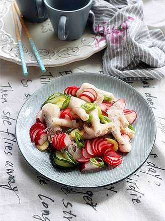 Chicken Feet with Radish and Cucumber recipe