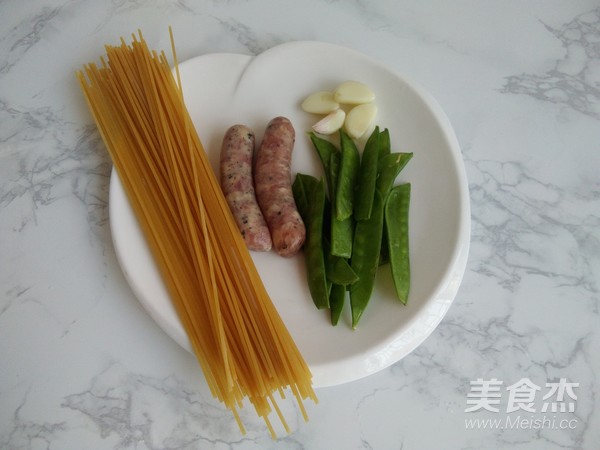 Pasta with Garlic and Black Pepper recipe