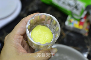 #新良第一节婚纱大赛# Quicksand Custard Snowy Mooncakes recipe