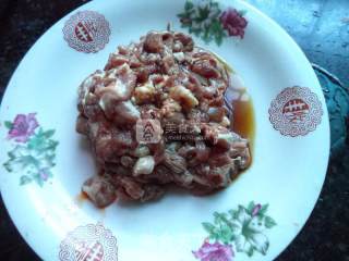 Stir-fried Sour and Spicy Donkey Meat----daxi Big Beef Seasoning Edition recipe