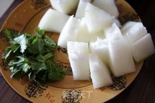 White Radish Big Bone Soup recipe