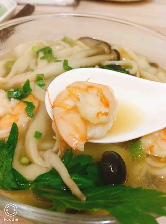 Handmade Noodles with Seafood, Mushrooms and Shrimps recipe