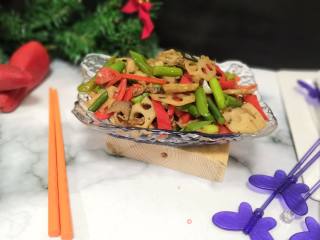 Stir-fried Lotus Root with Garlic Moss recipe