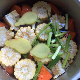 Corn and Radish Bone Soup recipe