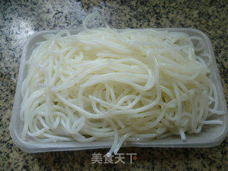 Stir-fried Bee Hoon with Beef Cabbage recipe