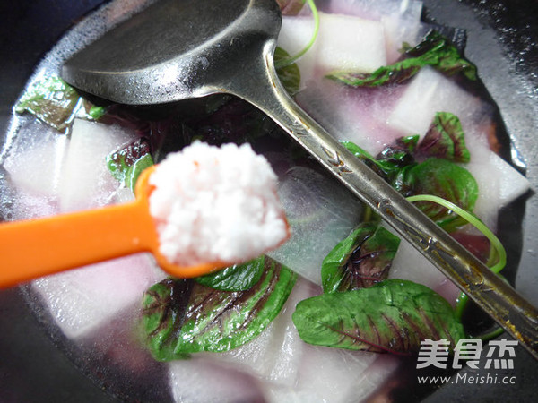 Red Amaranth and Winter Melon Soup recipe